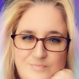 Meet your Posher, Codie